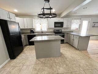 124 Berwick Road Berwick, ME 03901 - Photo 12 of 38 Bkitchen.4
