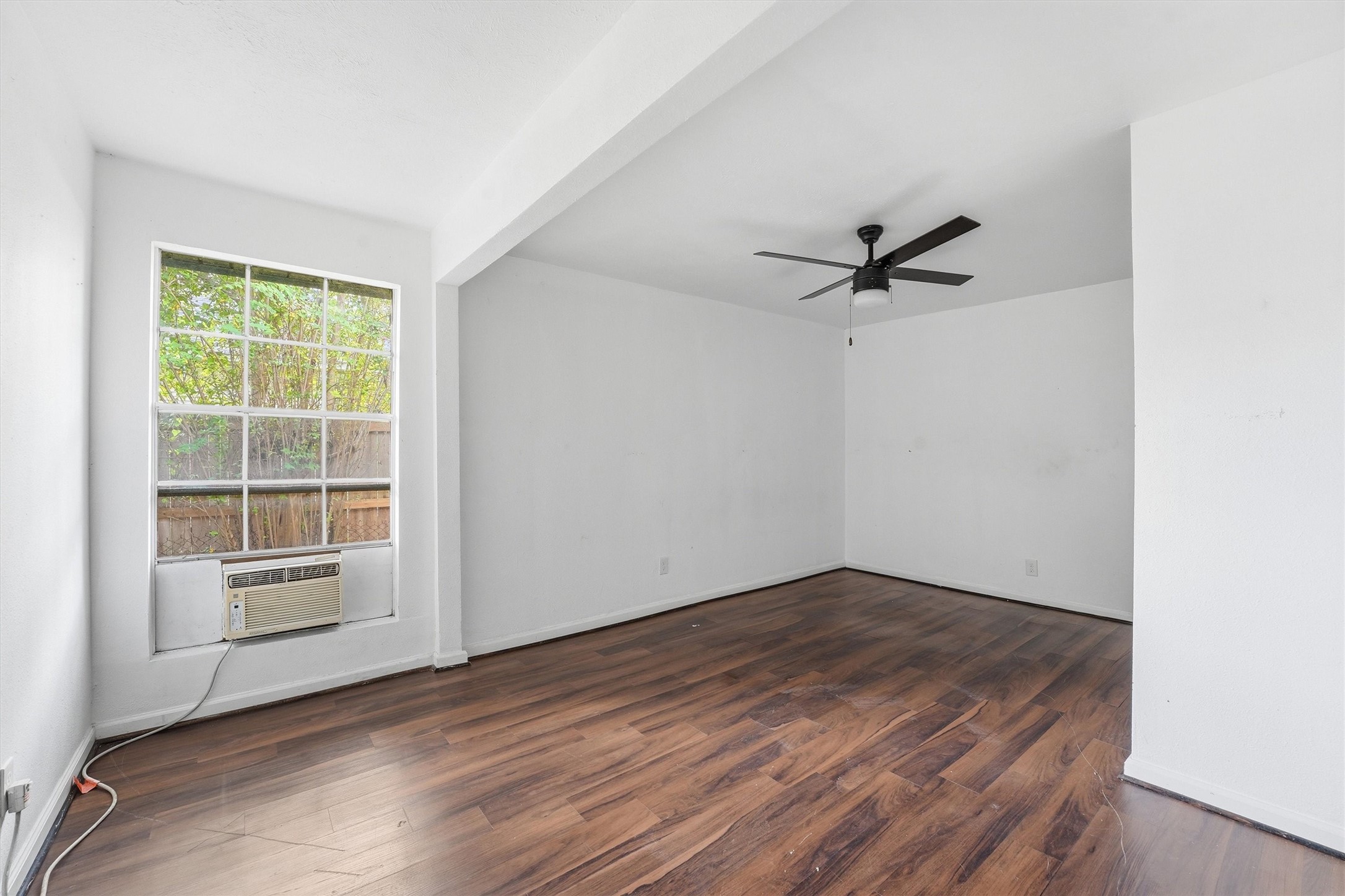 2422 Chapis Street Houston, TX 77093 - Photo 14 of 31