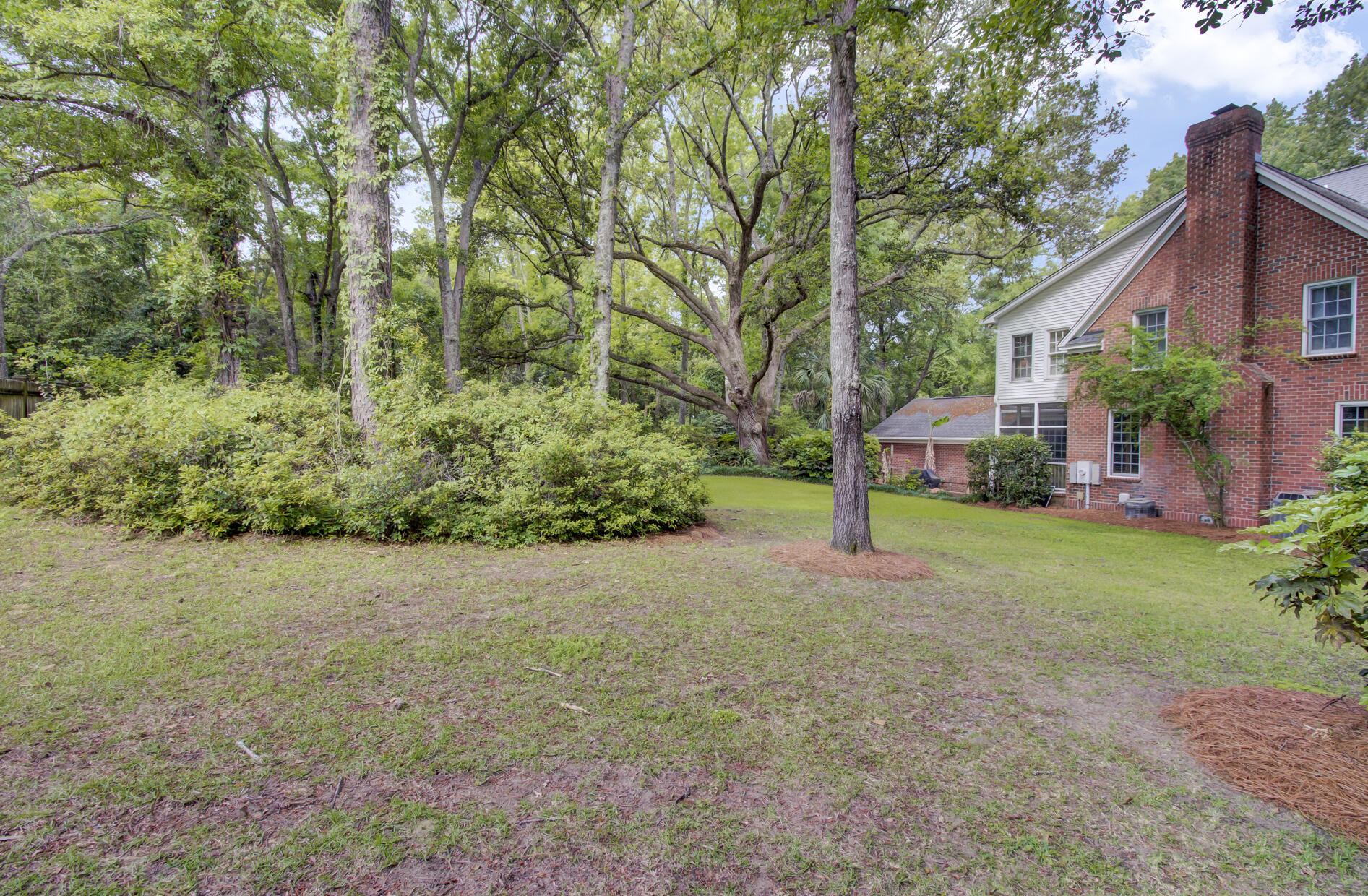 1110 Summersill Lane Mount Pleasant, SC 29464 - Photo 39 of 43 (41)