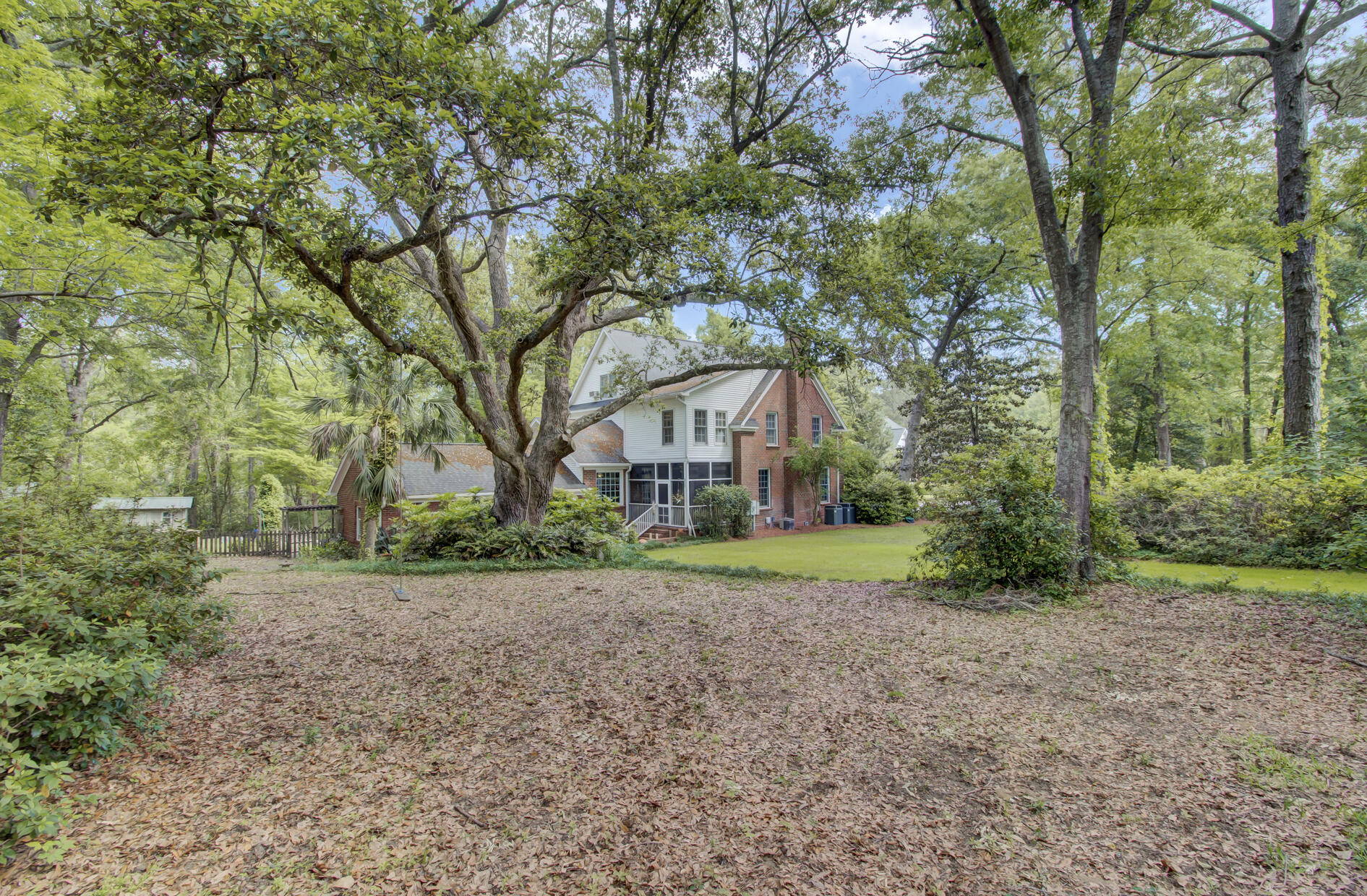1110 Summersill Lane Mount Pleasant, SC 29464 - Photo 41 of 43 (43)
