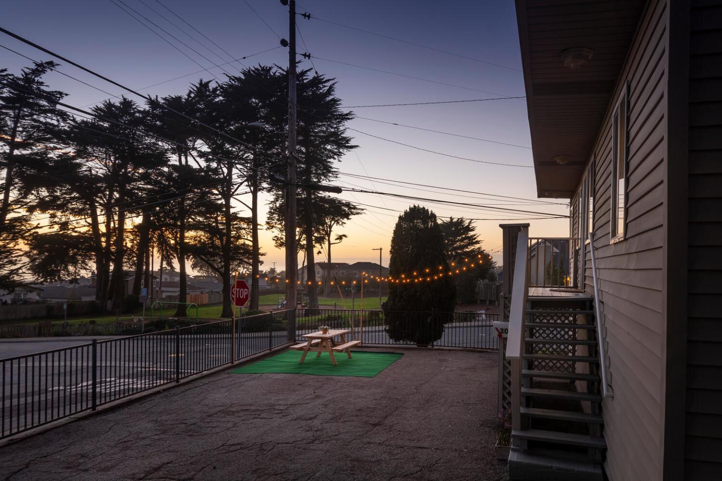 301 Channing Way Pacifica, CA 94044 - Photo 31 of 35