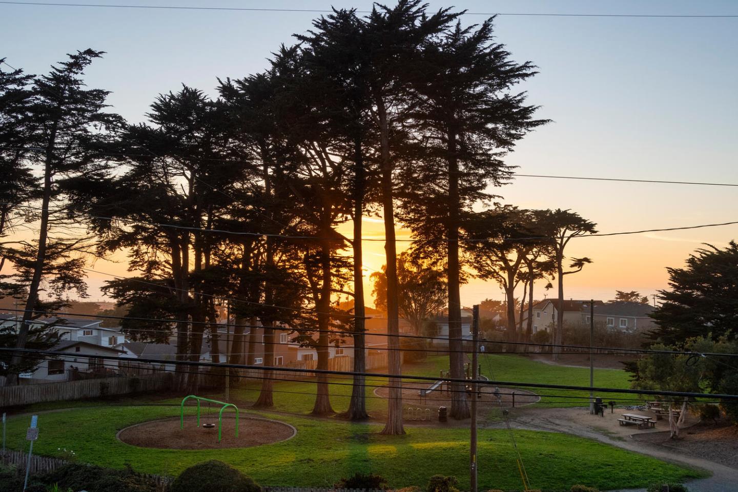 301 Channing Way Pacifica, CA 94044 - Photo 32 of 35 a view of outdoor space and yard