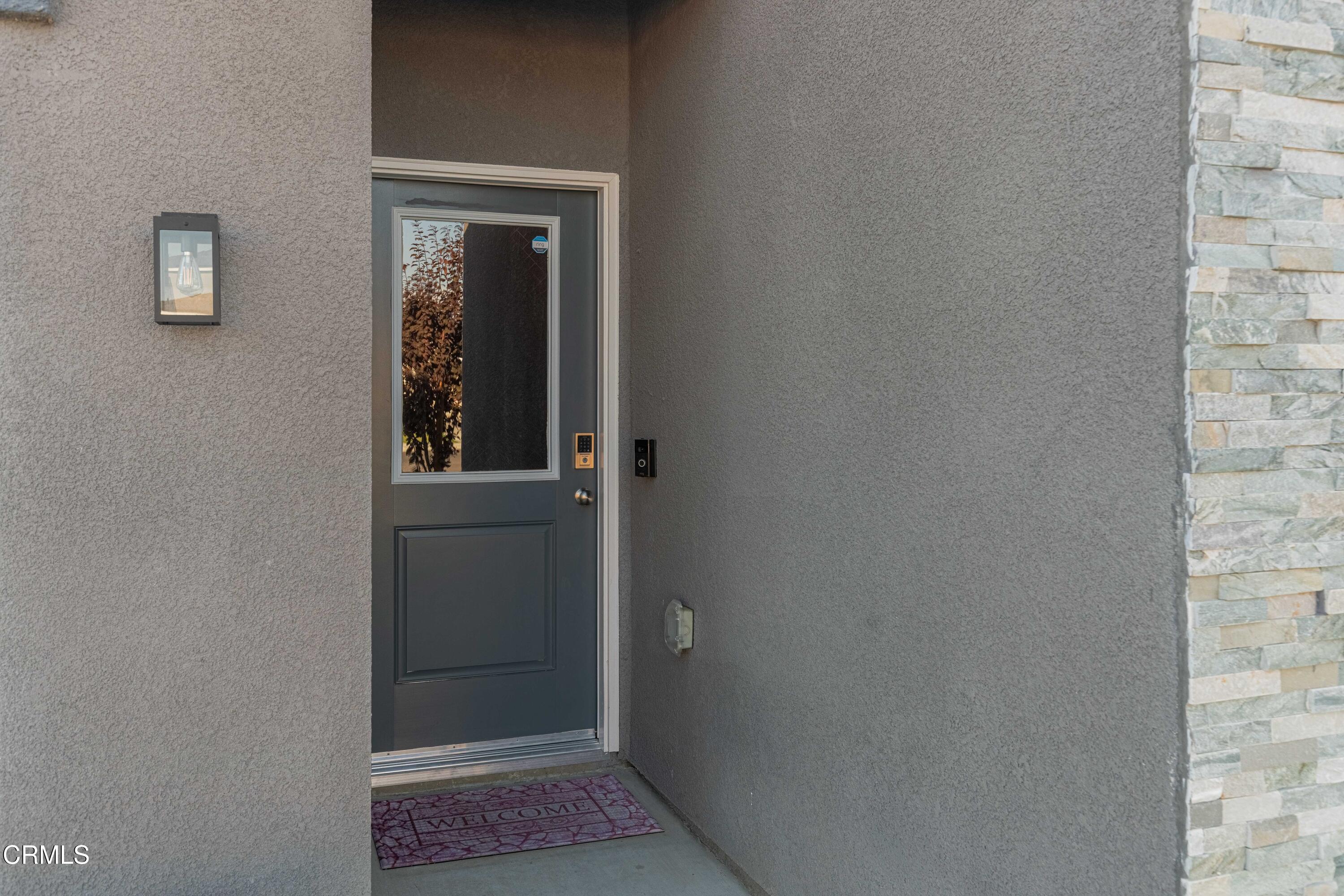 3305 Lilac View Shafter, CA 93263 - Photo 7 of 36 a view of an entryway door