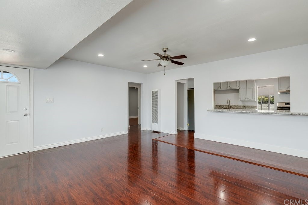 1341 West School Street Compton, CA 90220 - Photo 5 of 21