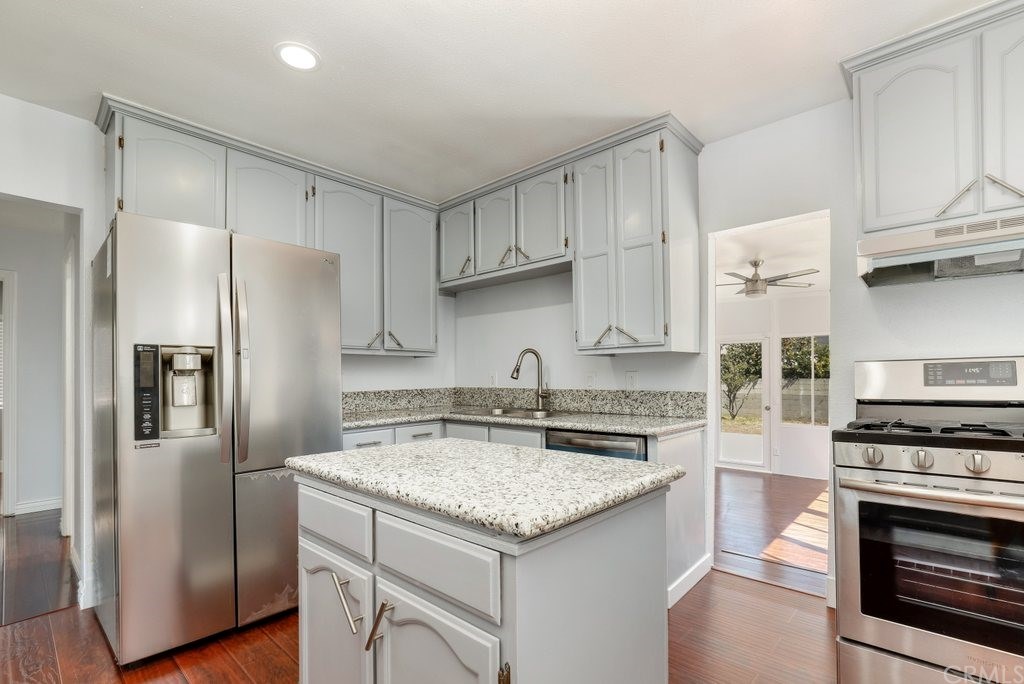 1341 West School Street Compton, CA 90220 - Photo 9 of 21