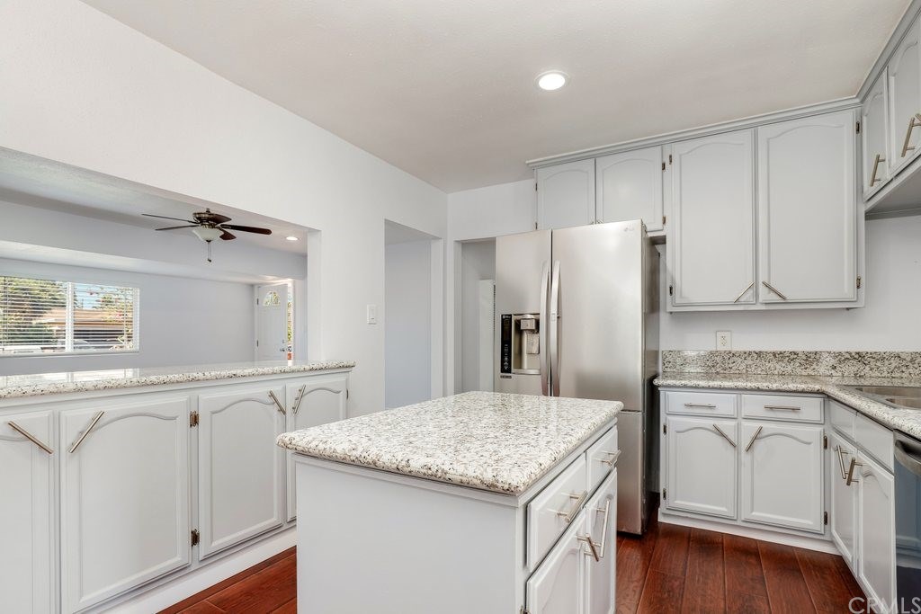 1341 West School Street Compton, CA 90220 - Photo 10 of 21