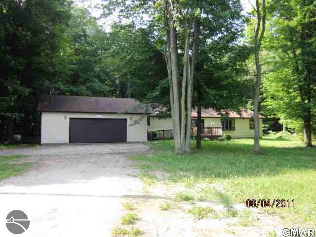 8409 West Fillmore Road Sumner, MI 48889 - Photo 1 of 16 1768251.JPG