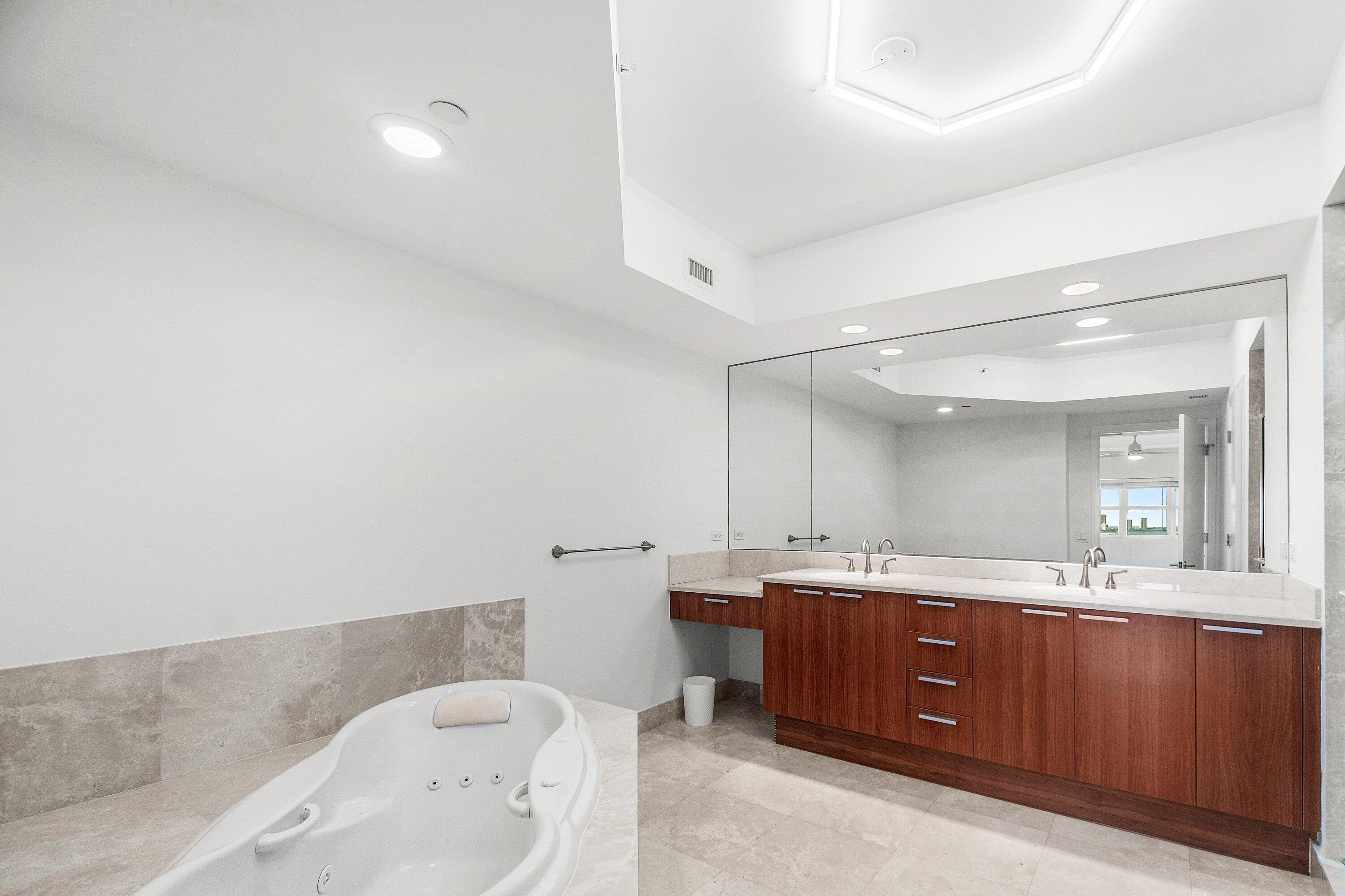2650 Lake Shore Drive, Unit 1005 Riviera Beach, FL 33404 - Photo 13 of 52 Primary Bath