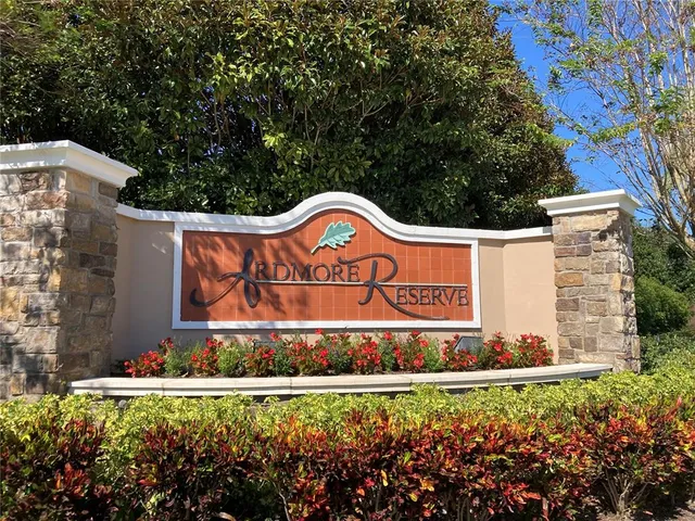 a sign that is on the side of a building