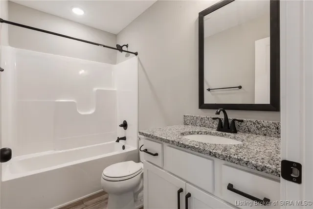 $269,900 | 5707 Harmony Wds Drive, Memphis, IN 47143