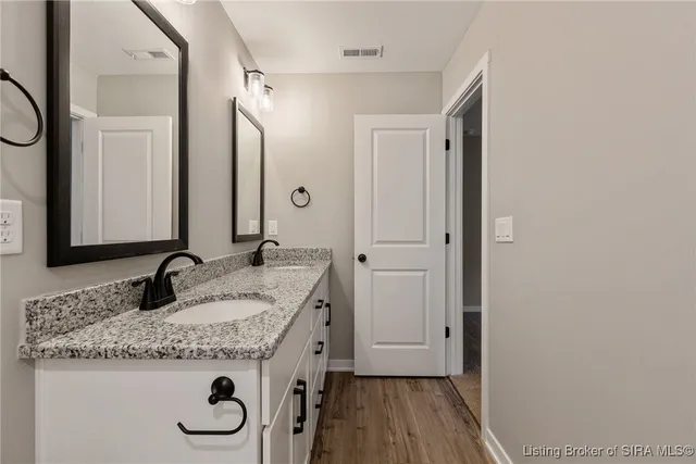 $269,900 | 5707 Harmony Wds Drive, Memphis, IN 47143