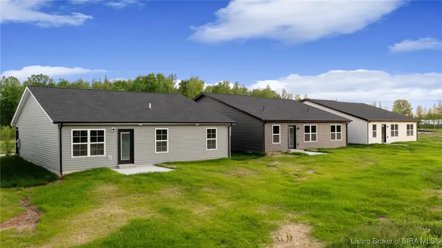 $269,900 | 5707 Harmony Wds Drive, Memphis, IN 47143