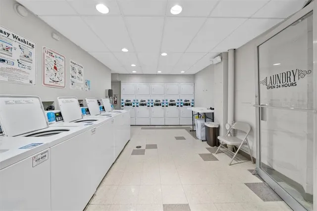 $185,000 | 3838 Rainbow Boulevard, Unit 304, Kansas City, KS 66103