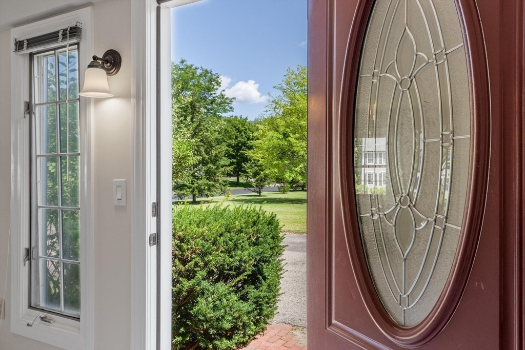 5 Noel Road Andover, MA 01810 - Photo 4 of 24 Gallery Image 4