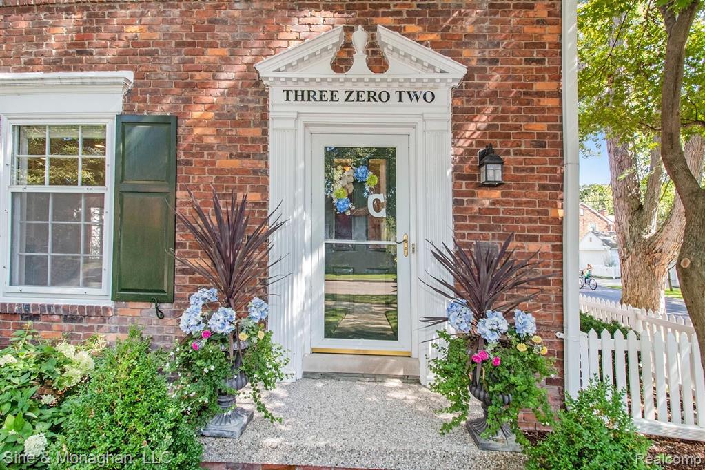 302 Merriweather Road Grosse Pointe Farms, MI 48236 - Photo 35 of 39
