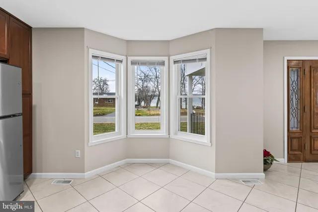 $2,900 | 25001 Half Pone Point Road, Hollywood, MD 20636