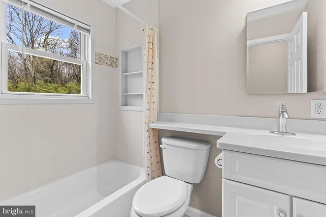 $2,900 | 25001 Half Pone Point Road, Hollywood, MD 20636