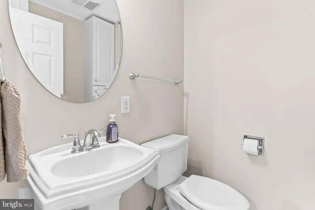 $2,900 | 25001 Half Pone Point Road, Hollywood, MD 20636