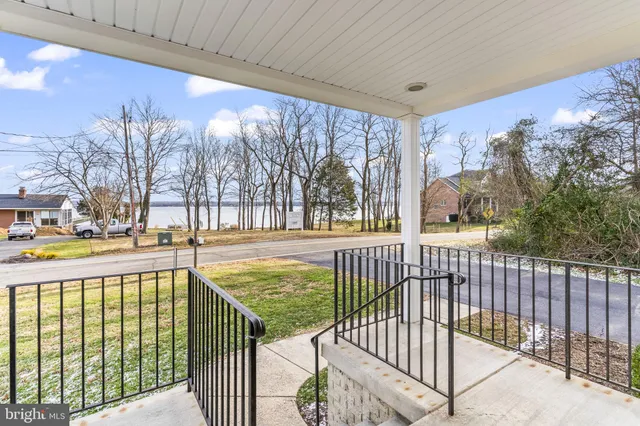 $2,900 | 25001 Half Pone Point Road, Hollywood, MD 20636