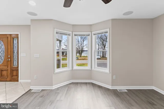 $2,900 | 25001 Half Pone Point Road, Hollywood, MD 20636