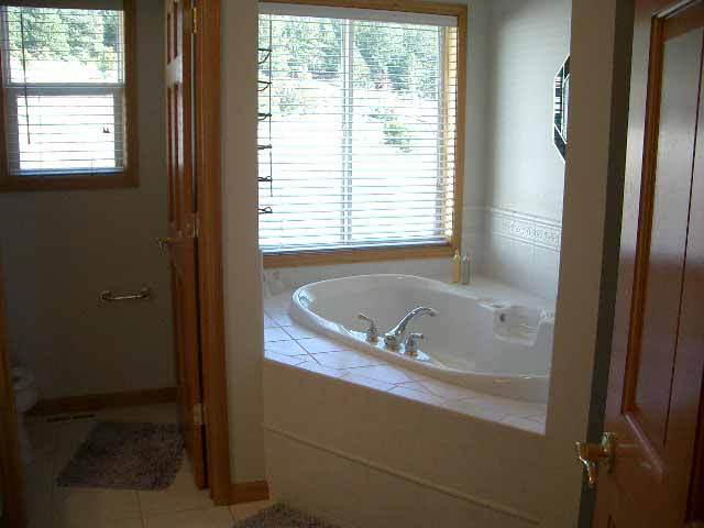 6806 East Random Point Lane Spokane, WA 99223 - Photo 6 of 7