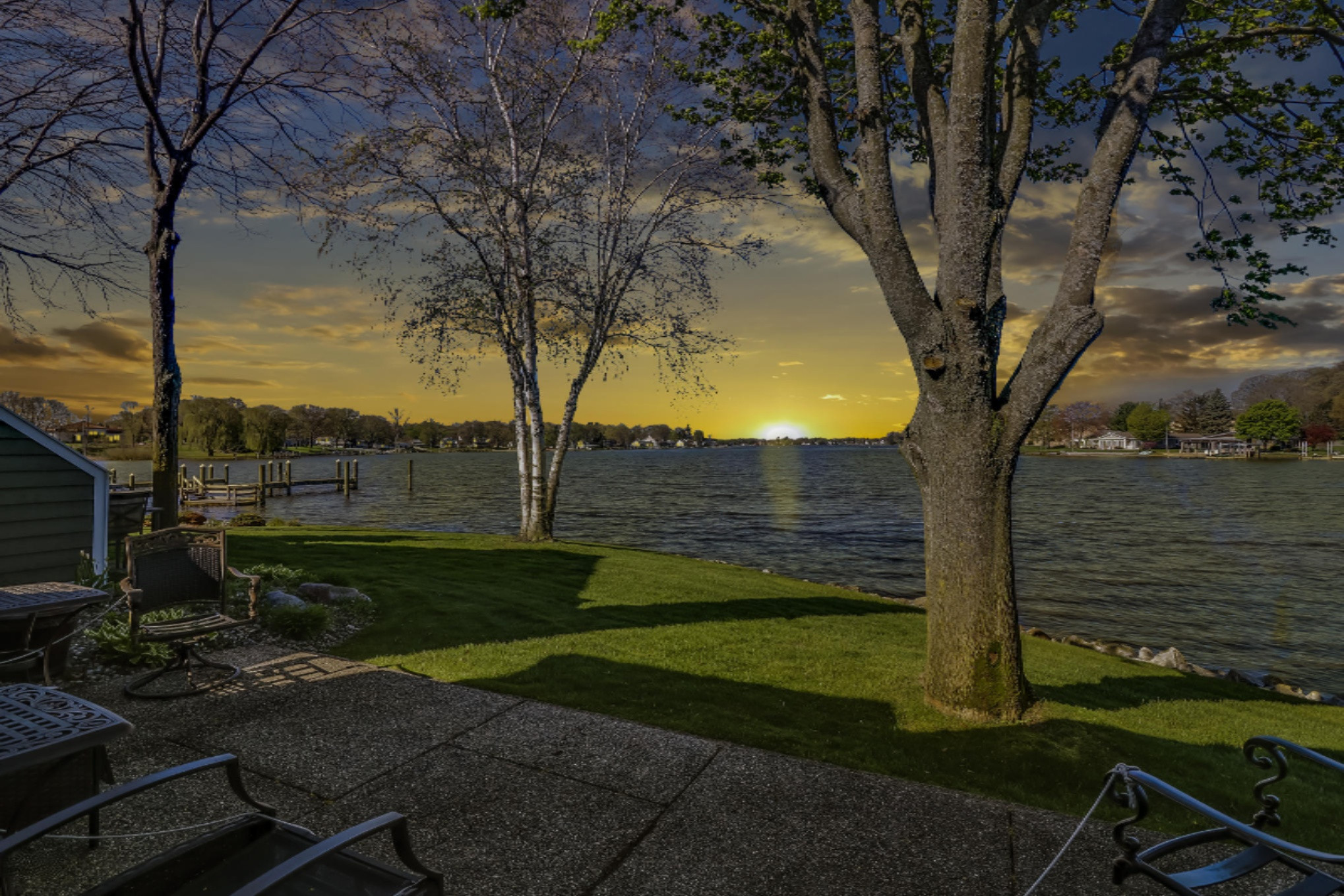 17577 North Fruitport Road Spring Lake, MI 49456 - Photo 4 of 67 IMG_4033Blended