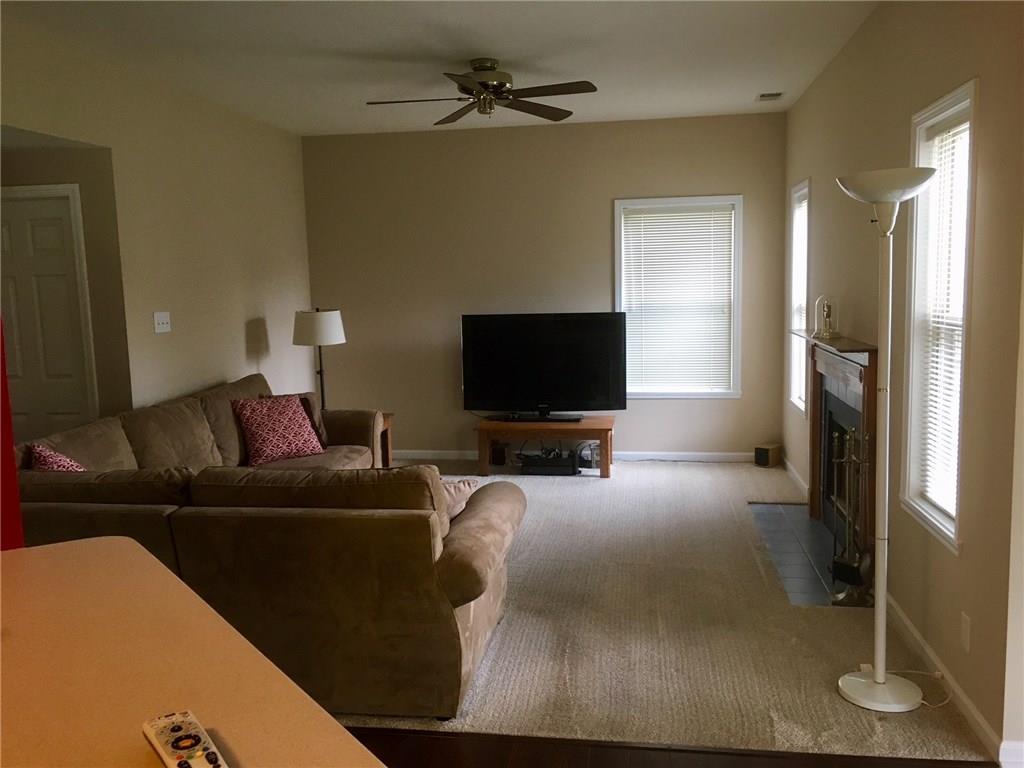 10904 Fairway Ridge Lane Fishers, IN 46037 - Photo 9 of 24 Gallery Image 9