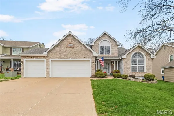 $550,000 | 425 Roosevelt Woods Court, Fenton, MO 63026