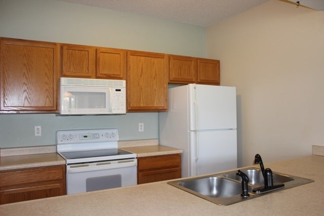 356 Camden Road Iowa City, IA 52245 - Photo 7 of 17 Gallery Image 7