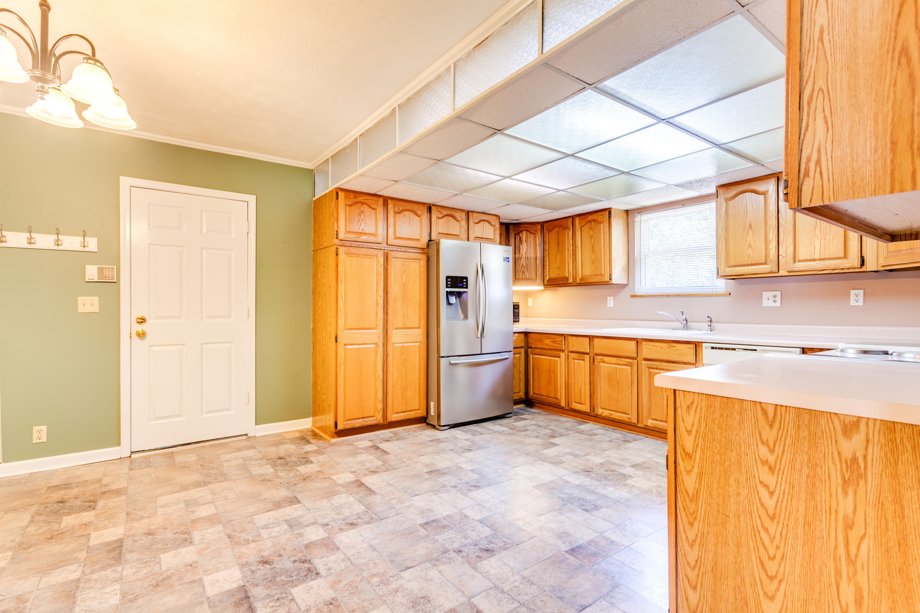 351 Old Emory Road Clinton, TN 37716 - Photo 12 of 34 014160523-2-351OldEmoryRdClintonTN-FULL