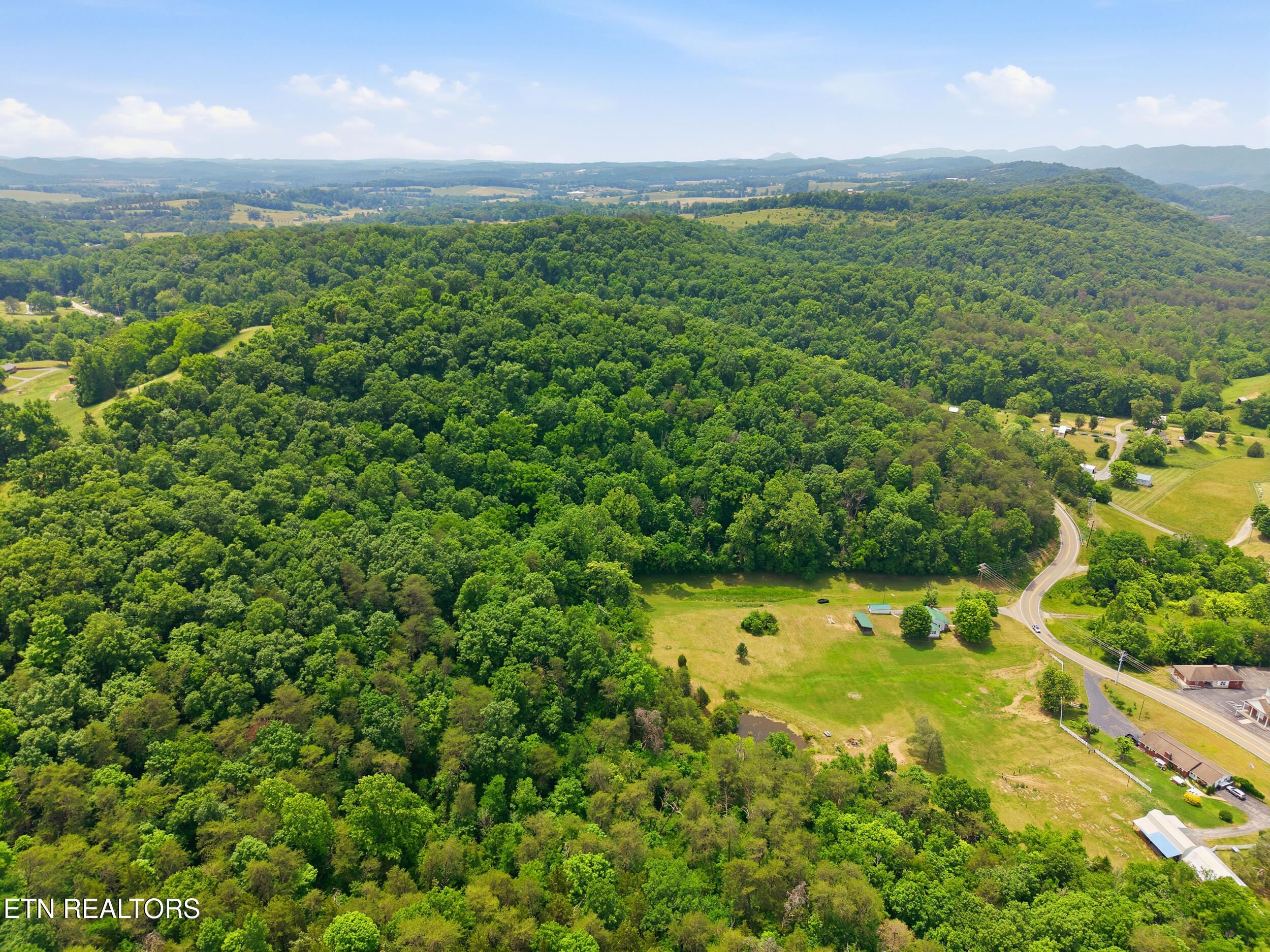 979 Highway 92 Rutledge, TN 37861 - Photo 12 of 36 19_979_tn-92_0019