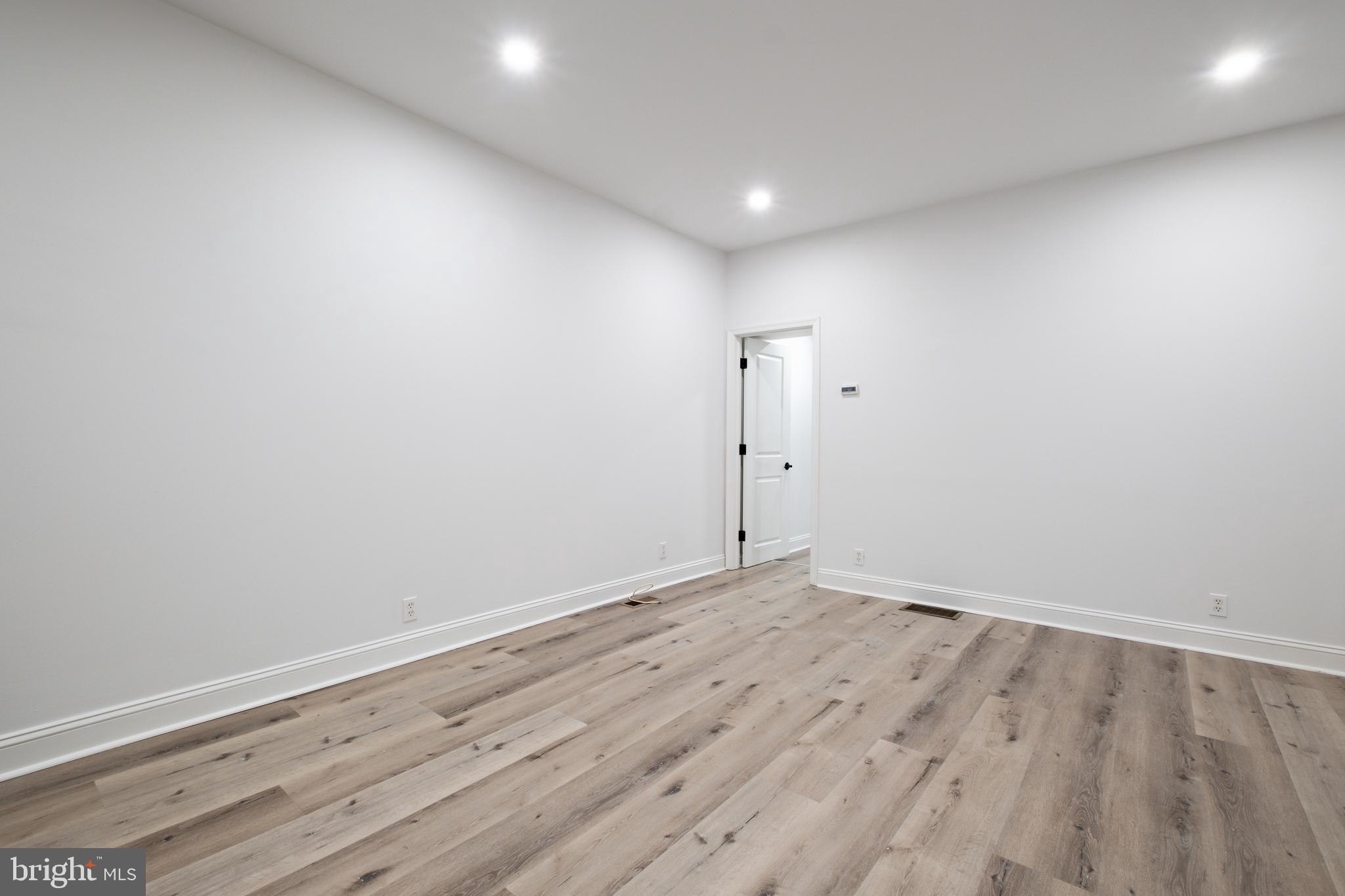 1805 Chestnut Street, Unit 1 Philadelphia, PA 19103 - Photo 5 of 11