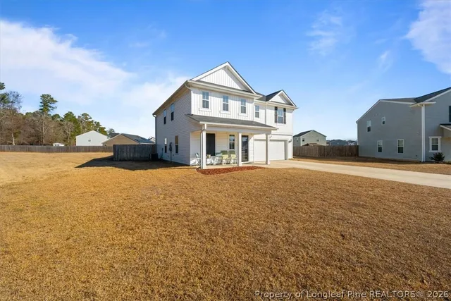 $325,000 | 1705 Redbout Court, Hope Mills, NC 28348