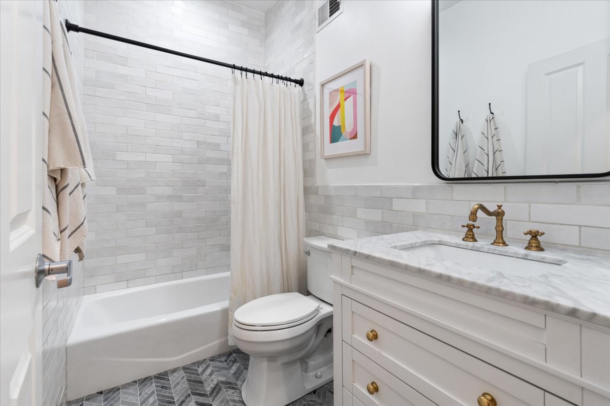 1355 West Washington Boulevard, Unit 2D Chicago, IL 60607 - Photo 21 of 28