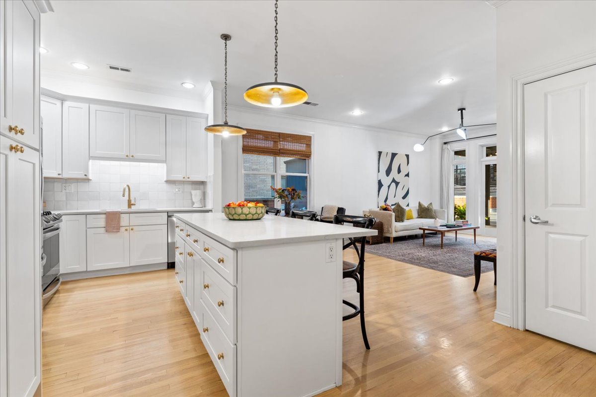 1355 West Washington Boulevard, Unit 2D Chicago, IL 60607 - Photo 3 of 28