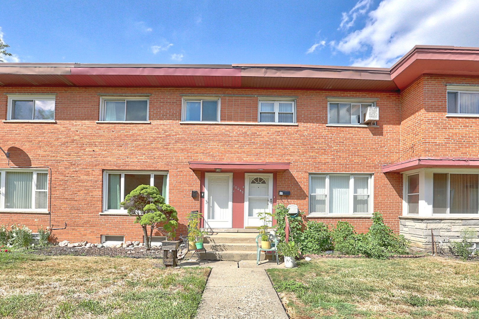 10049 Frontage Road, Unit C Skokie, IL 60077 - Photo 1 of 16