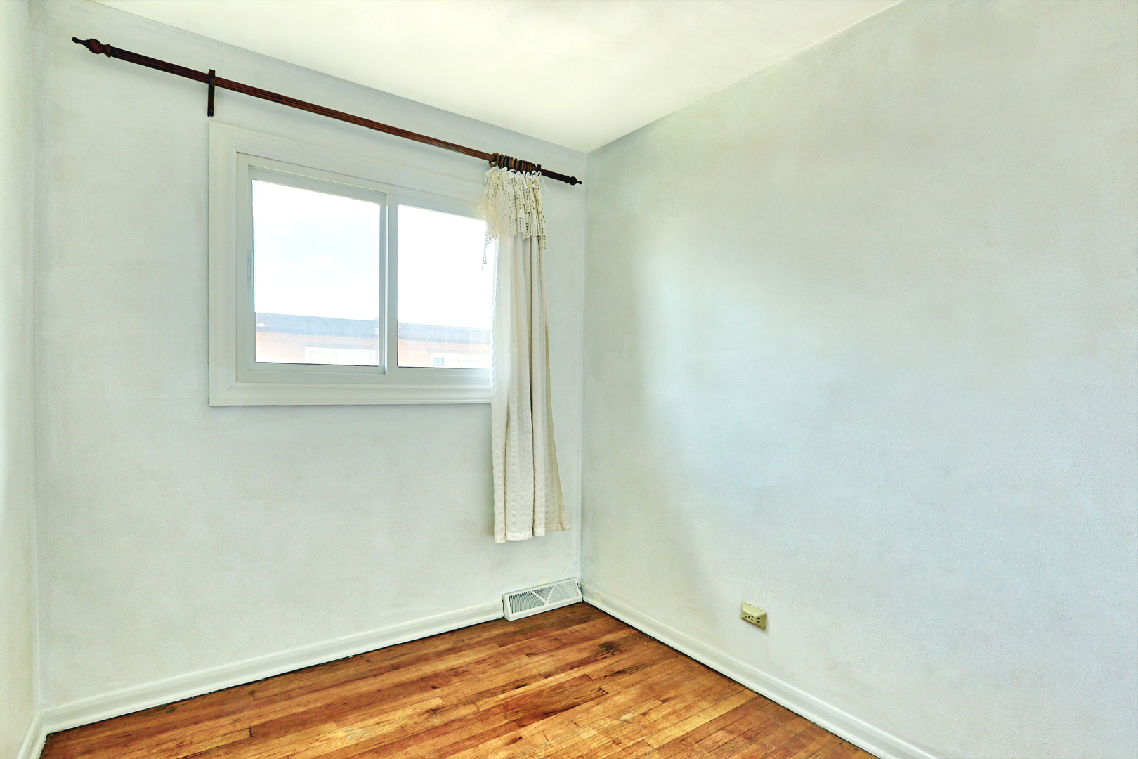 10049 Frontage Road, Unit C Skokie, IL 60077 - Photo 13 of 16