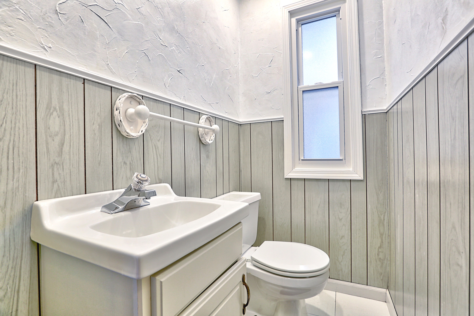 10049 Frontage Road, Unit C Skokie, IL 60077 - Photo 8 of 16