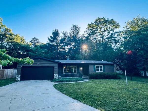 $349,900 | 2025 Walker Avenue Northwest, Grand Rapids, MI 49504