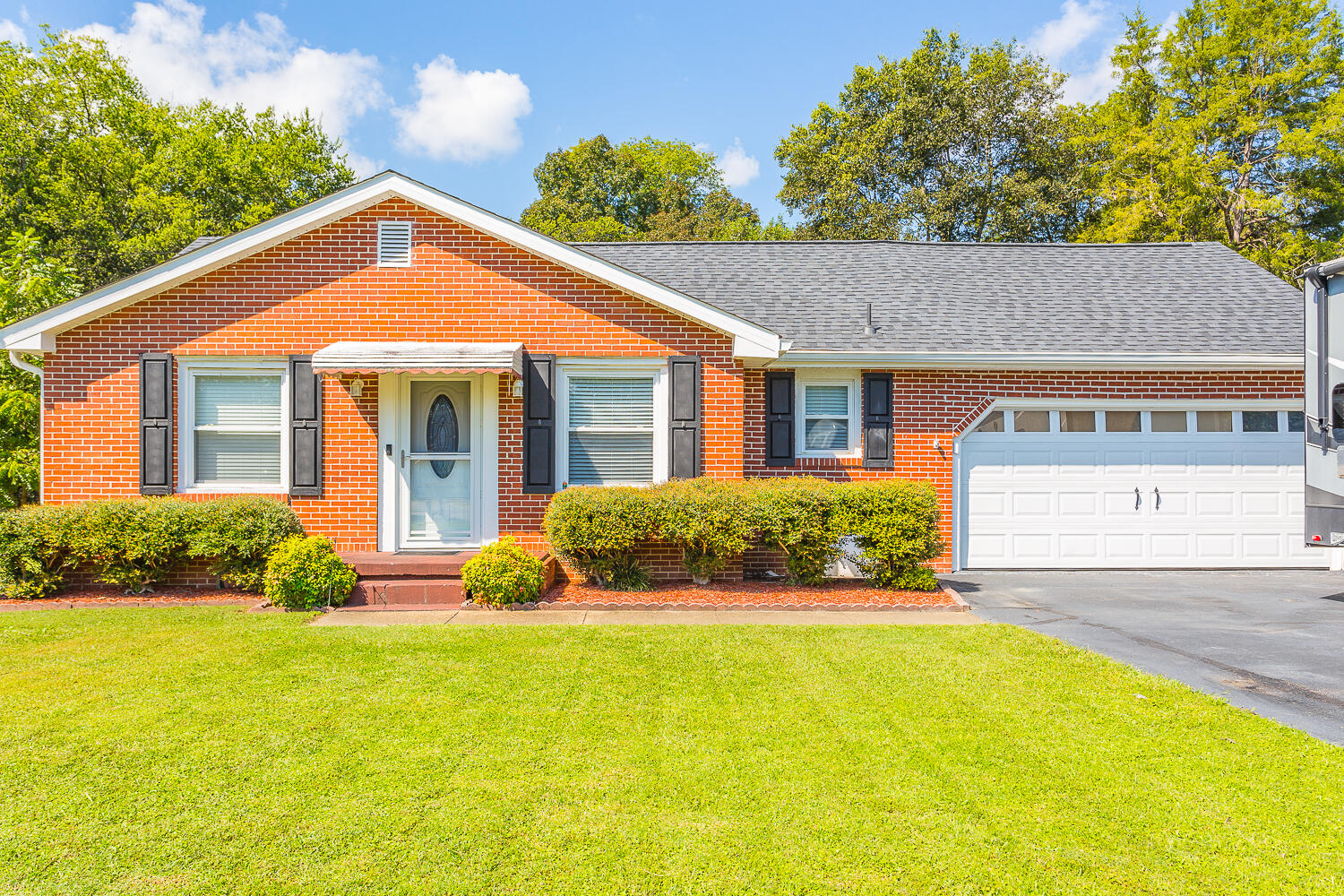 504 Forrest Road Fort Oglethorpe, GA 30742 - Photo 1 of 34 504 Forrest Road HD -10