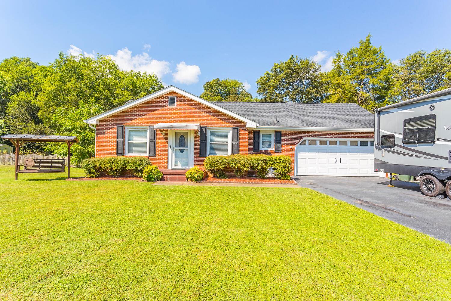 504 Forrest Road Fort Oglethorpe, GA 30742 - Photo 2 of 34 504 Forrest Road HD -9