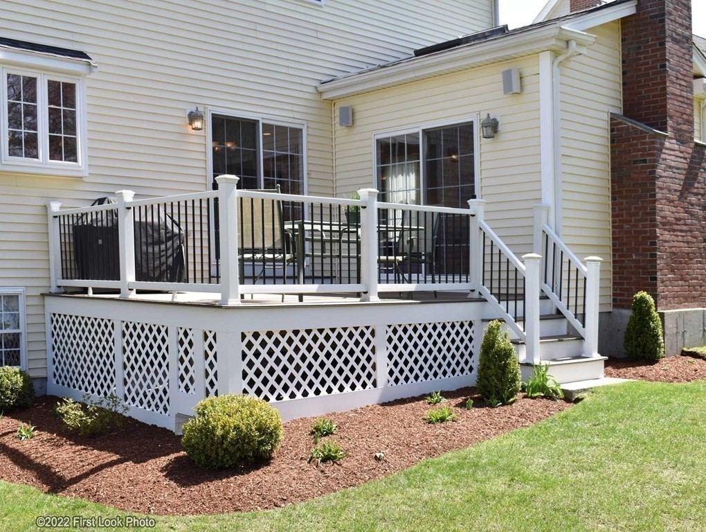 17 Highridge Road Bellingham, MA 02019 - Photo 4 of 31 Gallery Image 4