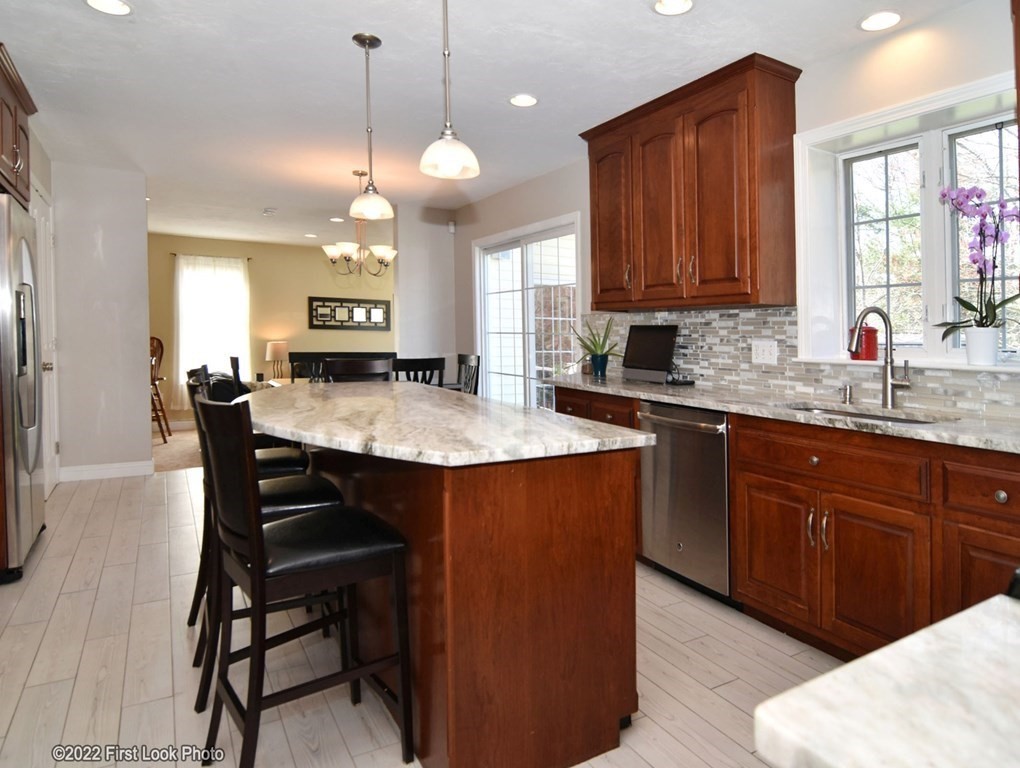 17 Highridge Road Bellingham, MA 02019 - Photo 9 of 31 Gallery Image 9