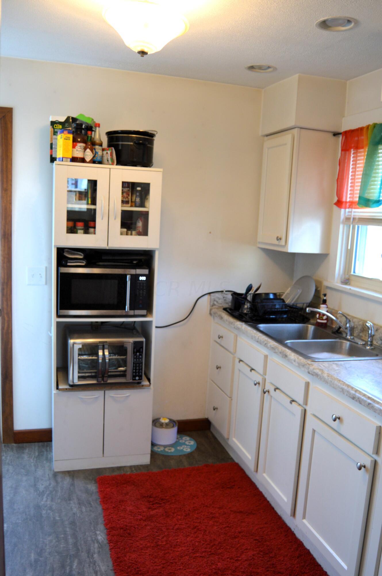 2983 Howey Road Columbus, OH 43224 - Photo 9 of 20 DSC_0045