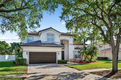 $860,000 | 1511 Northwest 168th Avenue, Pembroke Pines, FL 33028