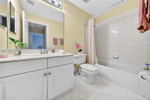 $875,000 | 1511 Northwest 168th Avenue, Pembroke Pines, FL 33028