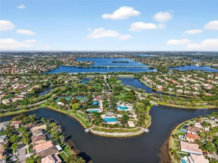$875,000 | 1511 Northwest 168th Avenue, Pembroke Pines, FL 33028