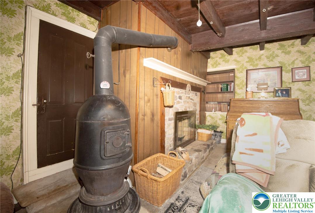 1025 Reihman Road Green Lane, PA 18054 - Photo 11 of 27