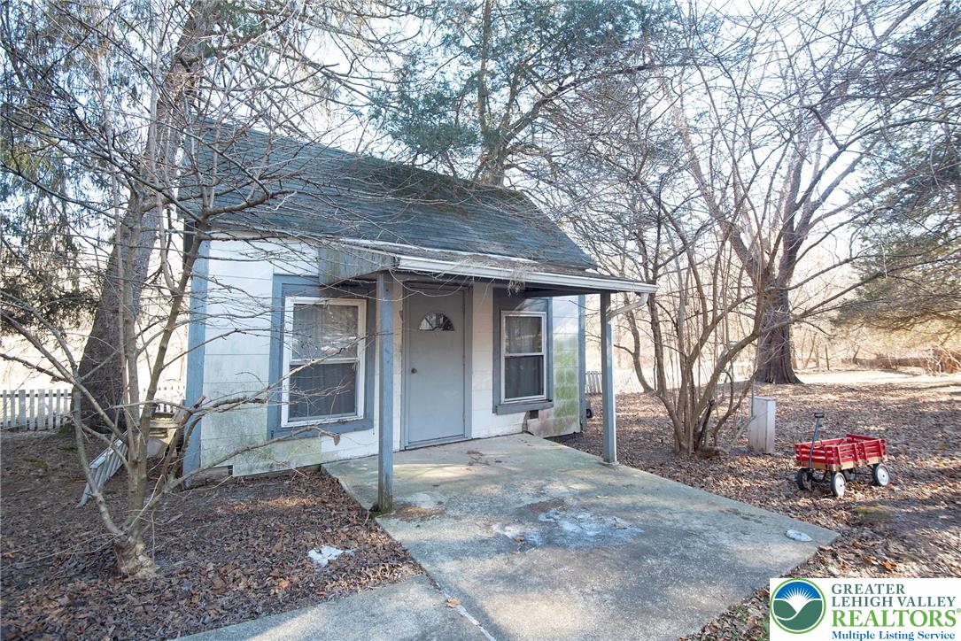 1025 Reihman Road Green Lane, PA 18054 - Photo 3 of 27