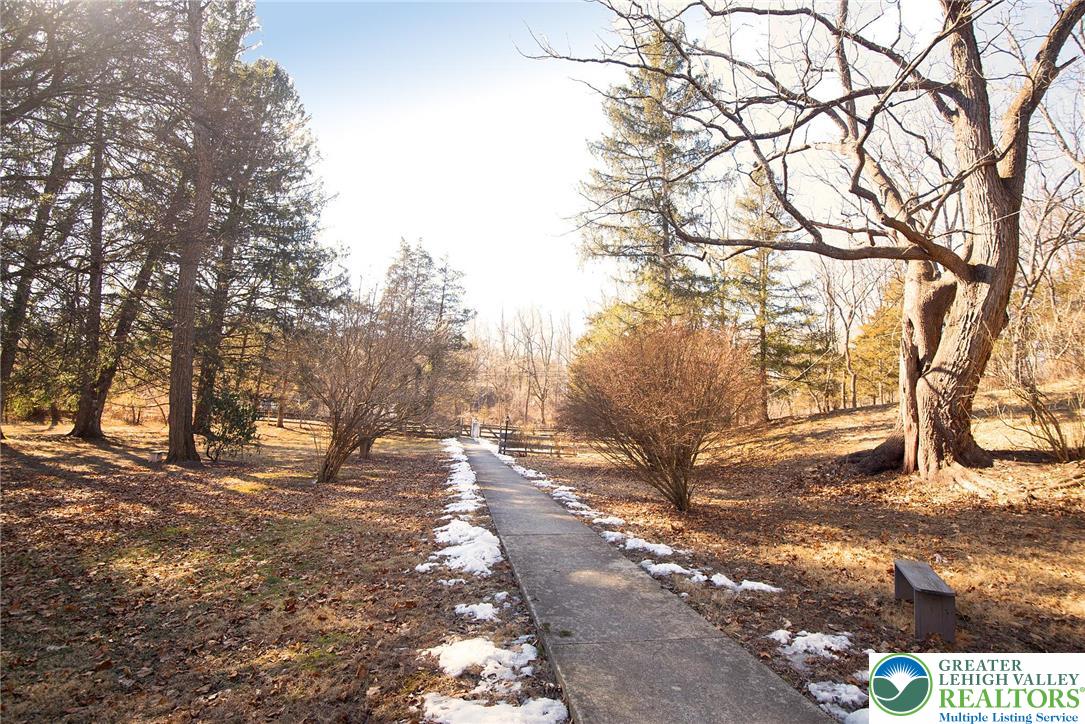 1025 Reihman Road Green Lane, PA 18054 - Photo 6 of 27